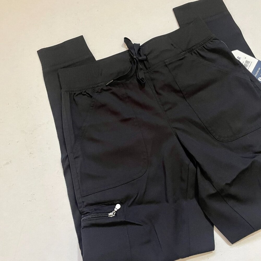 Black scrub pants, comfortable scrubs - Picture 5 of 13